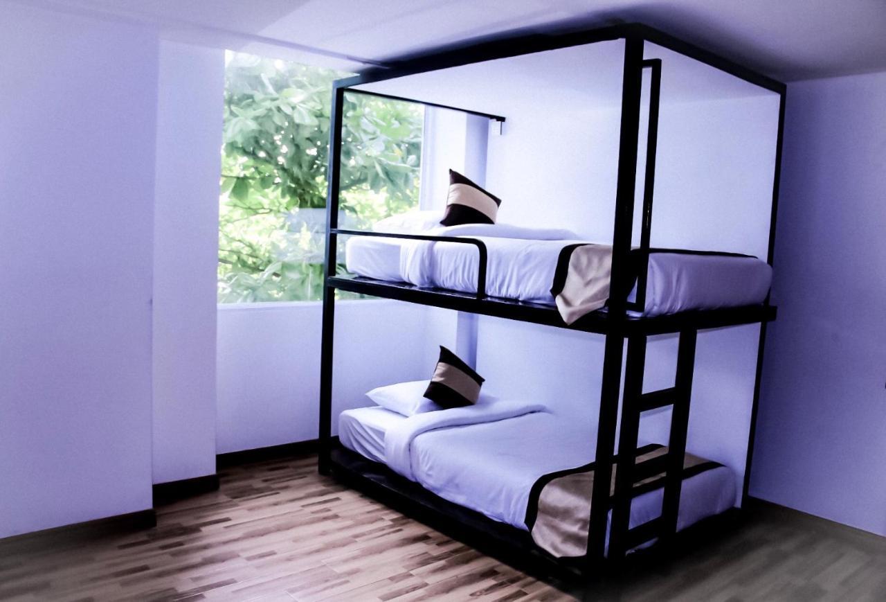 The Lodge Yangon Poshtel Zewnętrze zdjęcie